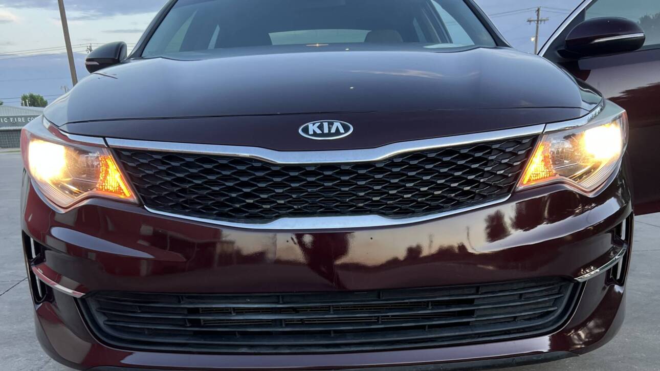 2016 KIA OPTIMA LX